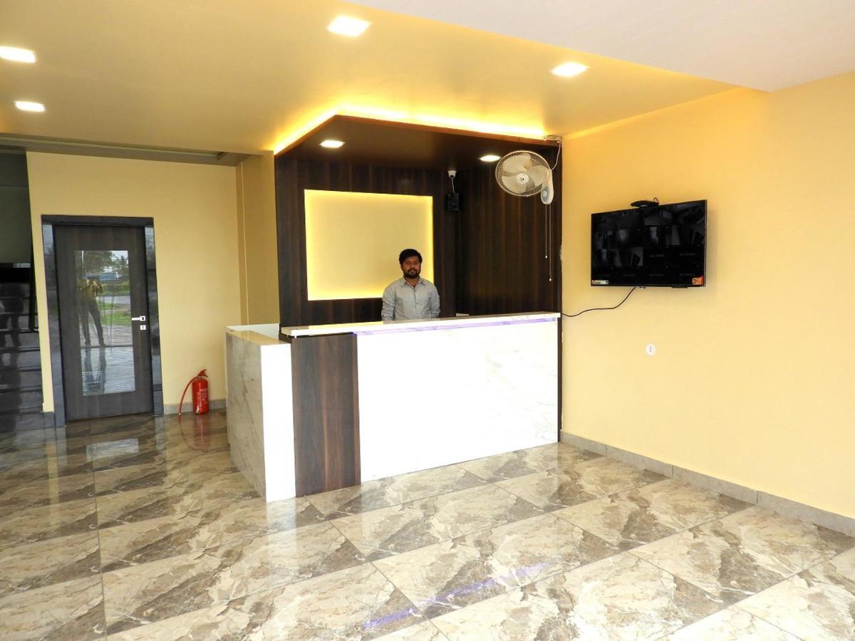 Hotel Somnath Daksh Somnāth Exterior foto